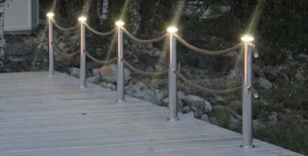 Stolpe med LED och plats för räcke - Bild 2